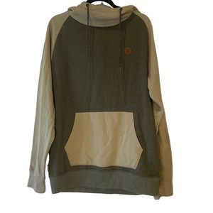 Jetty Hoodie / Medium